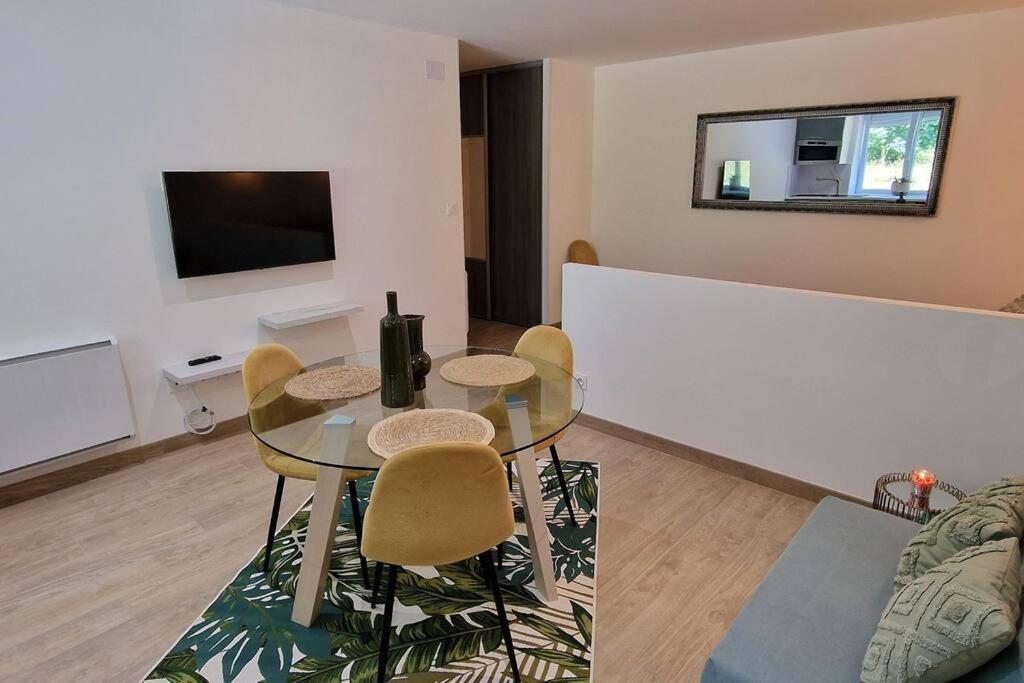 La Dame - Parking Prive - Proche Ge Alstom Apartment Cravanche Luaran gambar